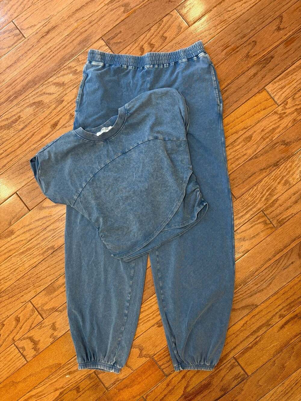 Double Zero Women's Mineral Wash Short Sleeve Top and Jogger Pants Matching Loun